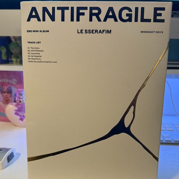 Other - LE SSERAFIM 'Antifragile' Album